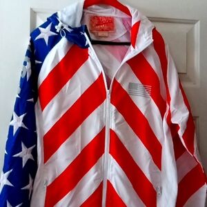 Light weight men's windbreaker